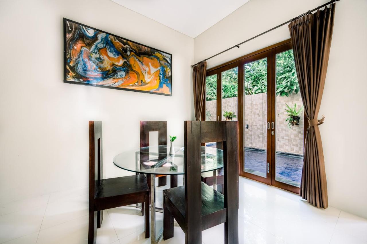 Abisha Villa Jimbaran Exterior photo